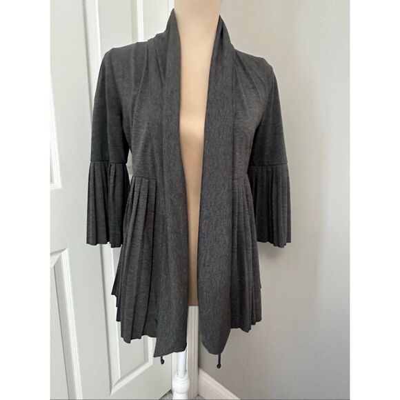 AGB Pleated Jacket - Picture 8 of 11